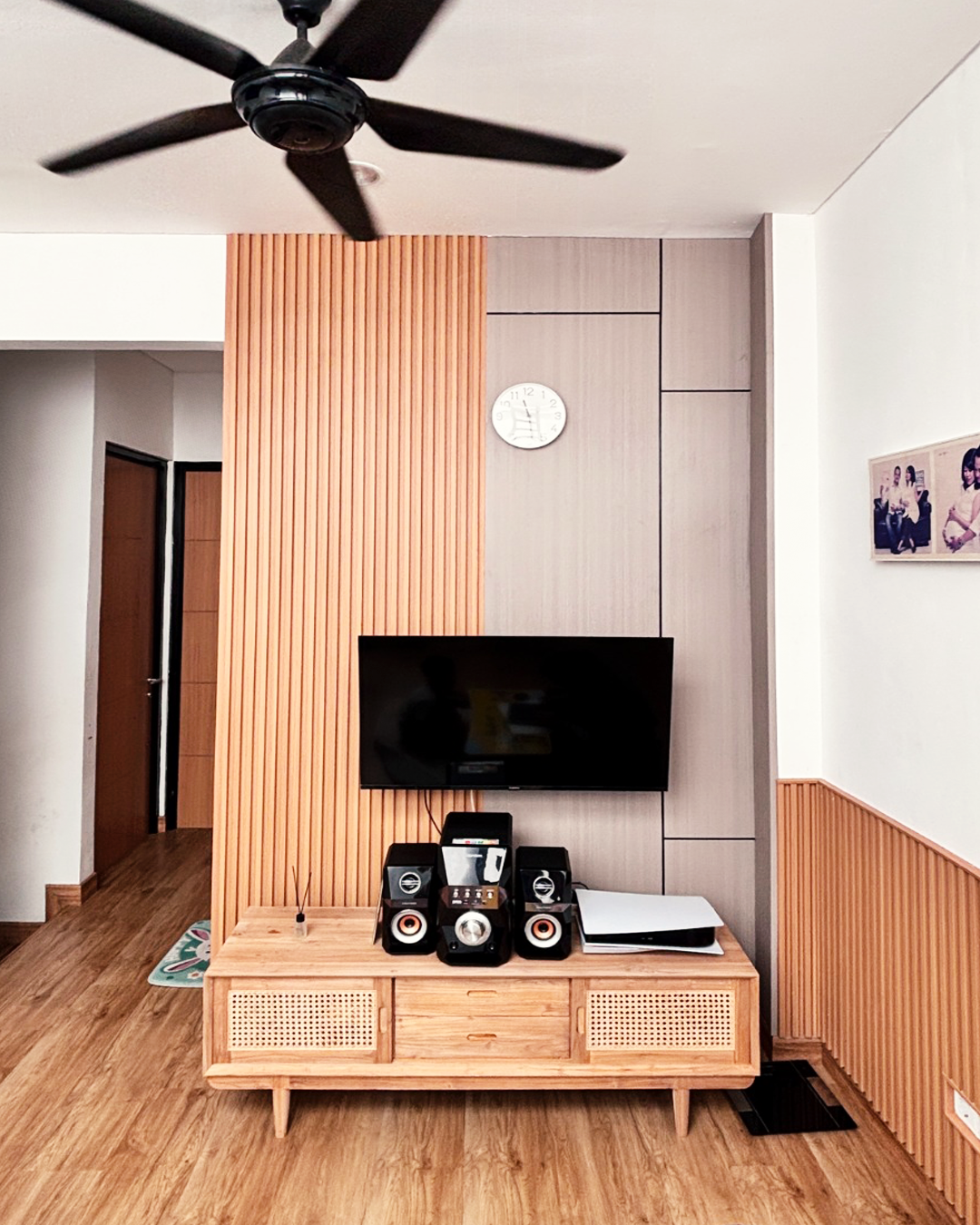 Simple Minimalist Living Room