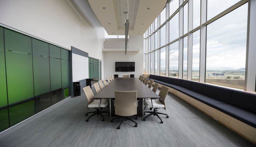 Pilihan Flooring yang Cocok untuk Kantor atau Tempat Bekerja